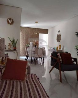 Casa Para Vender com 3 quartos 2 suítes no bairro Grageru em Aracaju