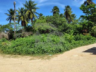 Lote / Terreno de Bairro Para Vender no bairro Mosqueiro em Aracaju