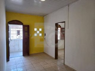 Casa Para Vender com 3 quartos 1 suíte no bairro Santa Maria em Aracaju
