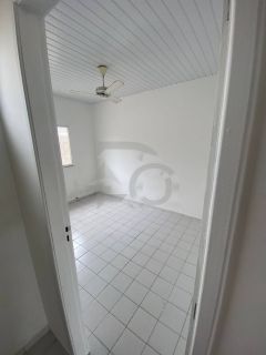 Casa Para Vender com 2 quartos no bairro Aruana em Aracaju