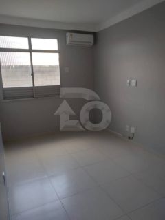Apartamento Para Vender com 3 quartos 1 suíte no bairro Luzia em Aracaju