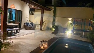 Casa de Condomínio Para Vender com 3 quartos 1 suíte no bairro Aruana em Aracaju