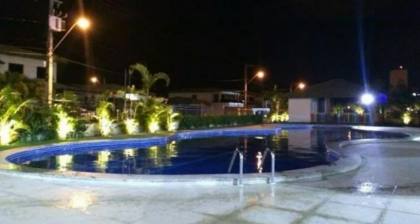 Casa de Condomínio Para Vender com 3 quartos 1 suíte no bairro Aruana em Aracaju