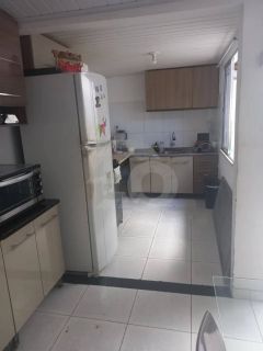 Casa Para Vender com 3 quartos no bairro Aruana em Aracaju