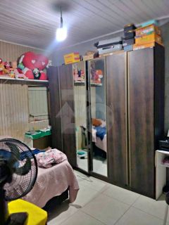 Casa Para Vender com 3 quartos 1 suíte no bairro Dezoito do Forte em Aracaju