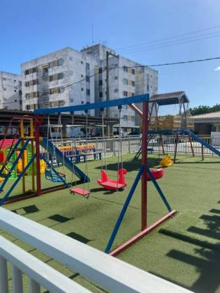 Apartamento Para Vender com 3 quartos 1 suíte no bairro Aruana em Aracaju