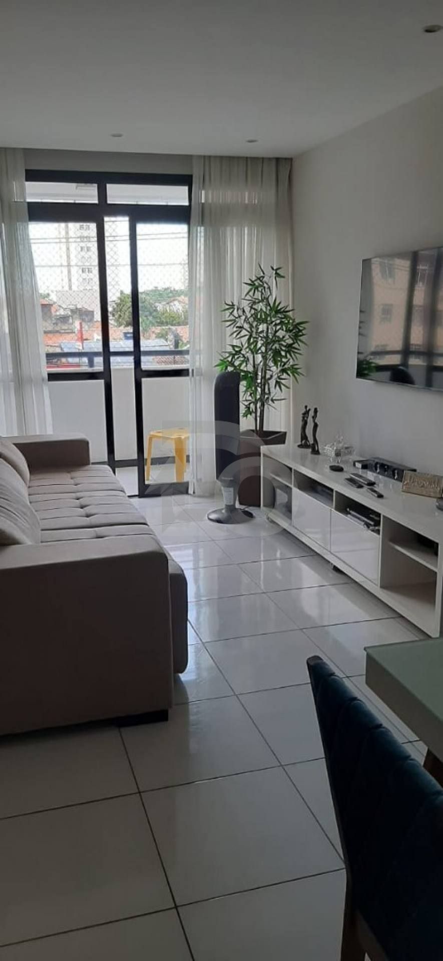 Apartamento Para Vender com 3 quartos 1 suíte no bairro Suíssa em Aracaju