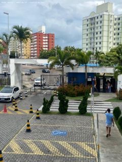 Apartamento Para Vender com 3 quartos 1 suíte no bairro Farolândia em Aracaju
