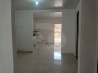 Casa Para Vender com 4 quartos no bairro Industrial em Aracaju