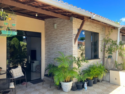 Casa de Condomínio Para Vender com 3 quartos 2 suítes no bairro Rosa Elze em São Cristóvão