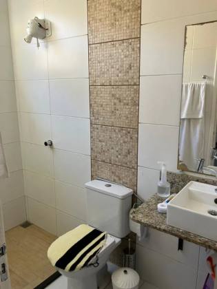 Casa de Condomínio Para Vender com 3 quartos 2 suítes no bairro Rosa Elze em São Cristóvão