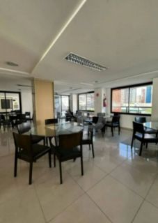 Apartamento Para Vender com 3 quartos 1 suíte no bairro Jardins em Aracaju