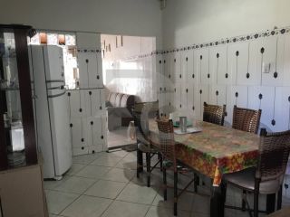 Casa Para Vender com 3 quartos no bairro Dezoito do Forte em Aracaju