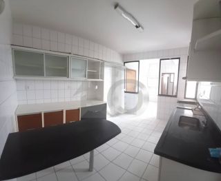 Apartamento Para Vender com 4 quartos 2 suítes no bairro Farolândia em Aracaju