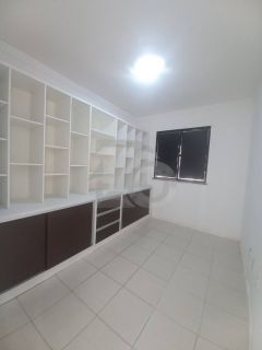 Apartamento Para Vender com 3 quartos 1 suíte no bairro Jabotiana em Aracaju