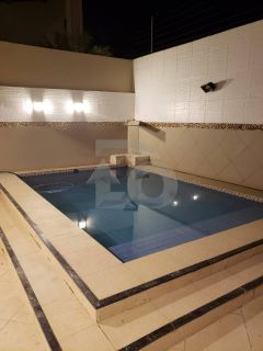 Casa de Condomínio Para Vender com 5 quartos 3 suítes no bairro Atalaia em Aracaju