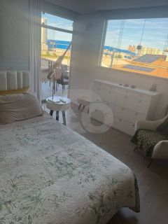 Casa de Condomínio Para Vender com 5 quartos 3 suítes no bairro Atalaia em Aracaju