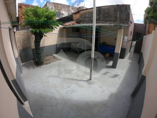 Casa Para Vender com 3 quartos no bairro Siqueira Campos em Aracaju