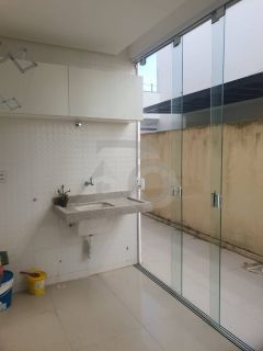 Casa de Condomínio Para Vender com 5 quartos 3 suítes no bairro Aruana em Aracaju