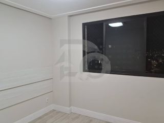 Apartamento Para Vender com 3 quartos 1 suíte no bairro Grageru em Aracaju