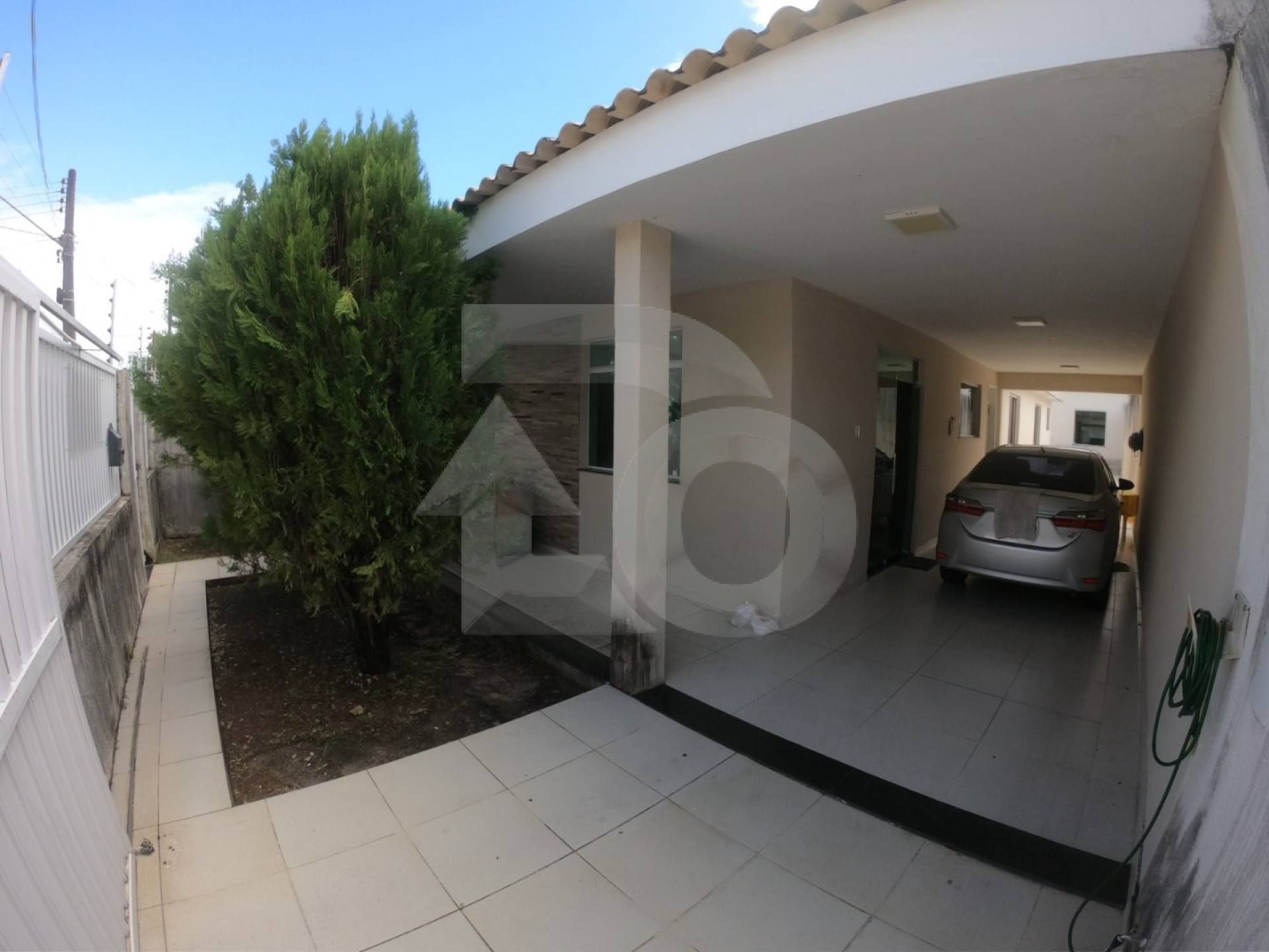 Casa Para Vender com 3 quartos 1 suíte no bairro Suíssa em Aracaju