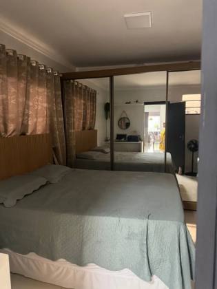 Casa Para Vender com 3 quartos 2 suítes no bairro Jabotiana em Aracaju