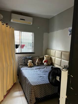 Casa Para Vender com 3 quartos 2 suítes no bairro Jabotiana em Aracaju