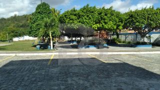 Casa de Condomínio Para Vender com 3 quartos 2 suítes no bairro Santo Antônio em Aracaju