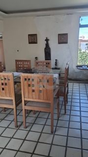 Casa Para Vender com 4 quartos 2 suítes no bairro Atalaia em Aracaju