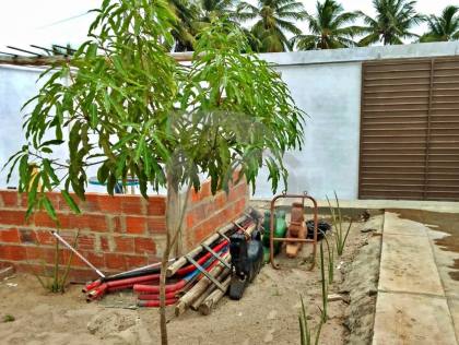 Casa Para Vender com 2 quartos no bairro Matapoã em Aracaju
