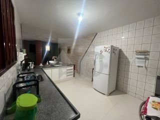 Casa Para Vender com 5 quartos 1 suíte no bairro Coroa do Meio em Aracaju