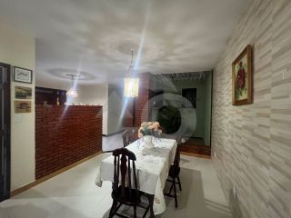 Casa Para Vender com 5 quartos 1 suíte no bairro Coroa do Meio em Aracaju