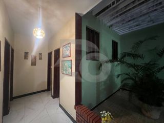 Casa Para Vender com 5 quartos 1 suíte no bairro Coroa do Meio em Aracaju