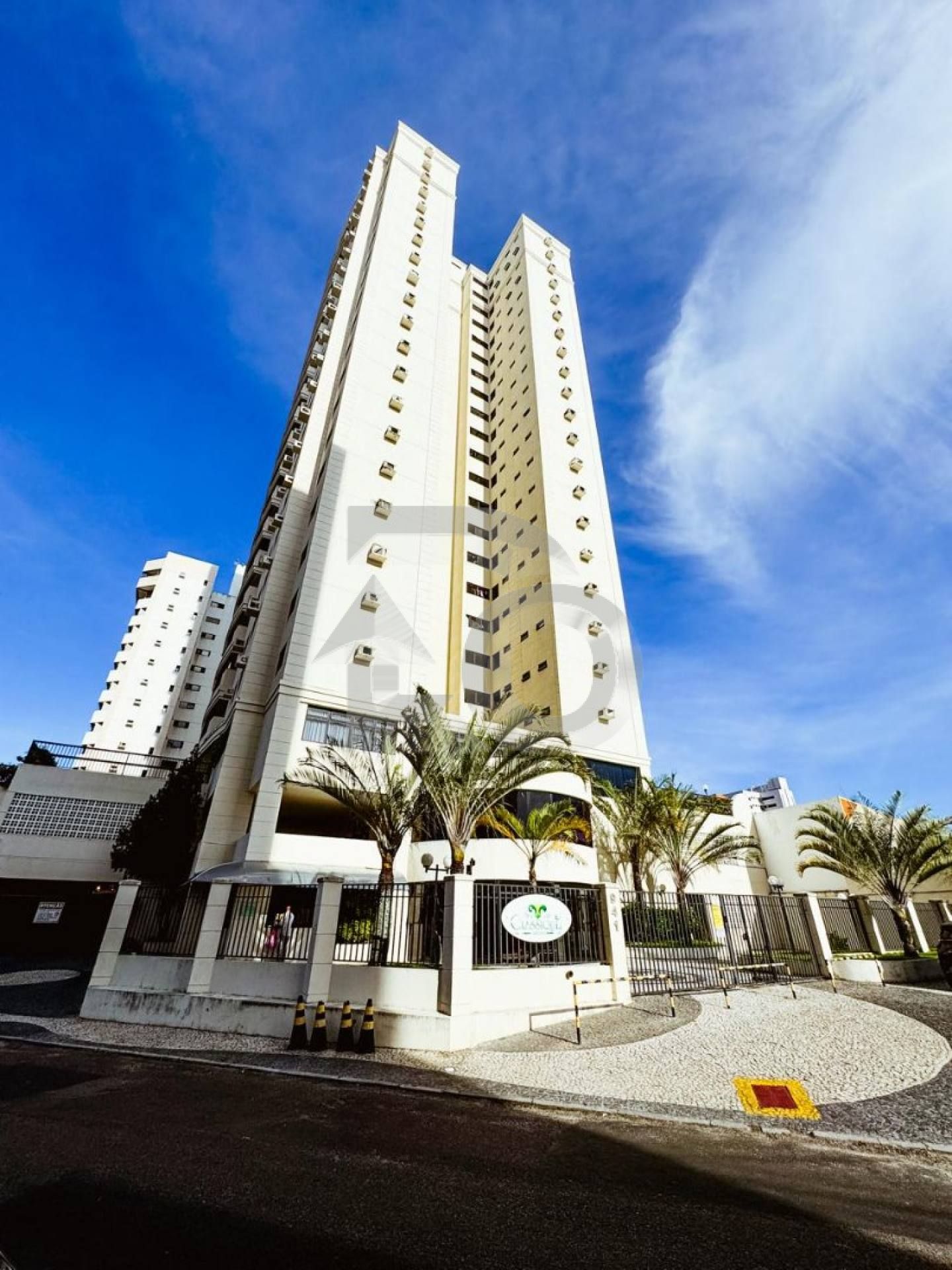 Apartamento Para Vender com 4 quartos 1 suíte no bairro Grageru em Aracaju