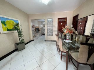 Casa Para Vender com 4 quartos 1 suíte no bairro Novo Paraíso em Aracaju