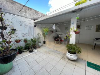 Casa Para Vender com 4 quartos 1 suíte no bairro Novo Paraíso em Aracaju