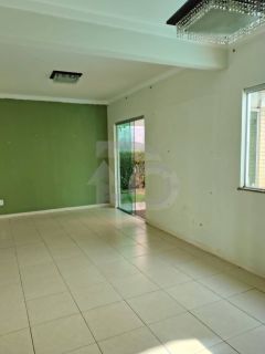 Casa de Condomínio Para Vender com 3 quartos 1 suíte no bairro Aeroporto em Aracaju