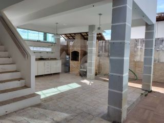 Casa de Condomínio Para Vender com 3 quartos 1 suíte no bairro Aeroporto em Aracaju