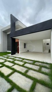 Casa Para Vender com 3 quartos 1 suíte no bairro Aruana em Aracaju