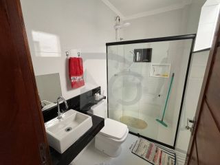 Casa Para Vender com 4 quartos 1 suíte no bairro Getúlio Vargas em Aracaju
