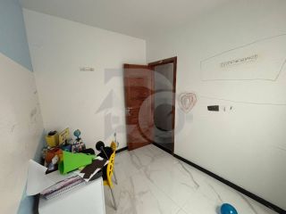 Casa Para Vender com 4 quartos 1 suíte no bairro Getúlio Vargas em Aracaju