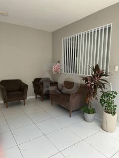 Casa Para Vender com 3 quartos 2 suítes no bairro Jabotiana em Aracaju