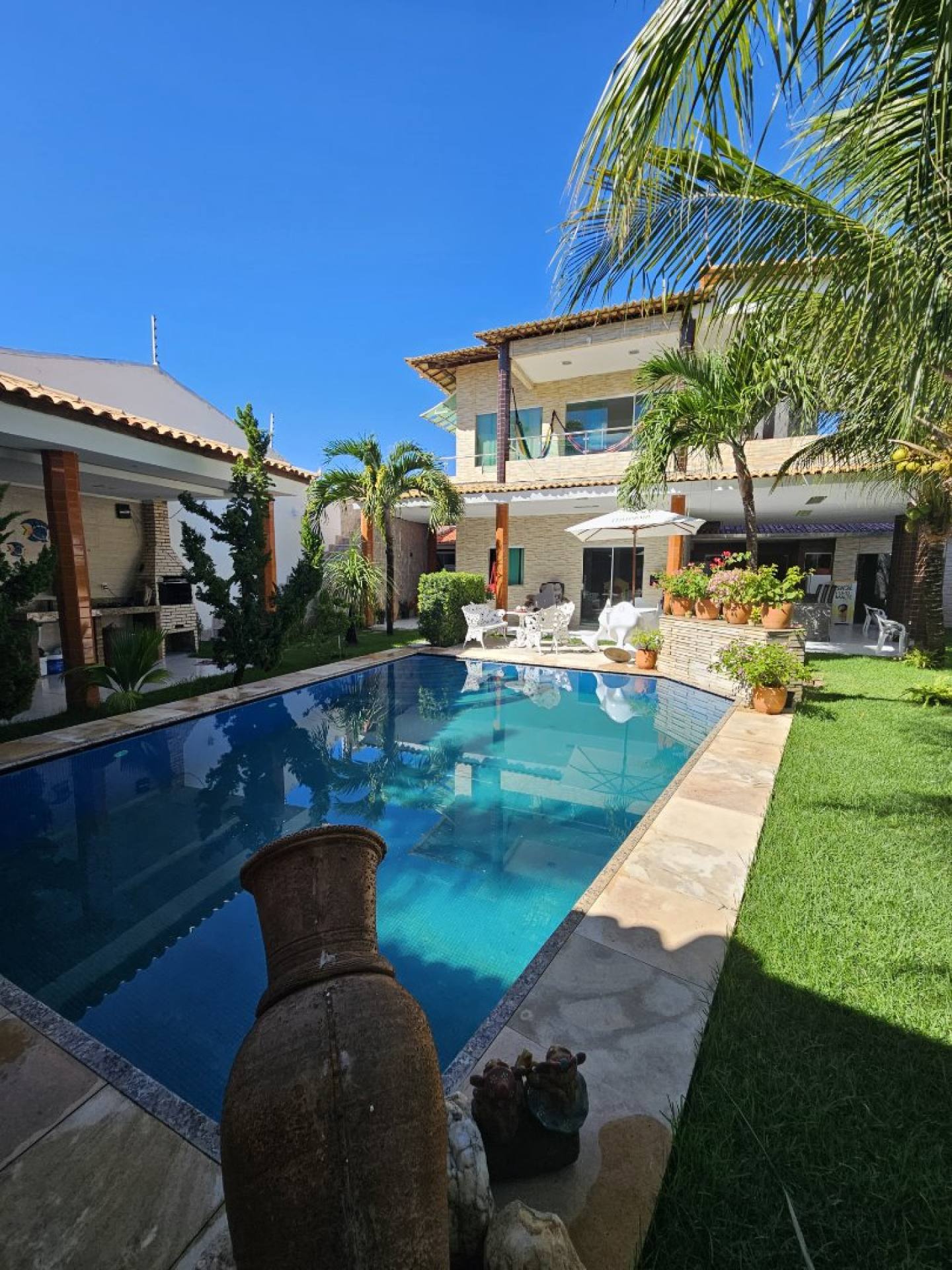 Casa Para Vender com 7 quartos 7 suítes na Zona de Expansão em Aracaju