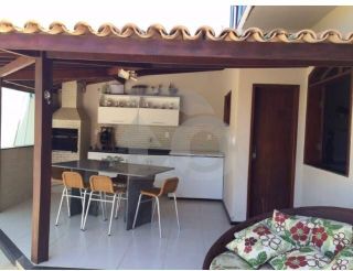 Casa Para Vender com 3 quartos 2 suíte no bairro Farolândia em Aracaju