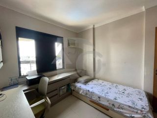 Apartamento Para Vender com 3 quartos 1 suíte no bairro Grageru em Aracaju