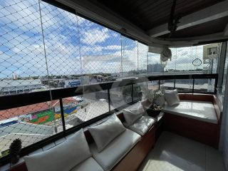 Apartamento Para Vender com 3 quartos 1 suíte no bairro Grageru em Aracaju