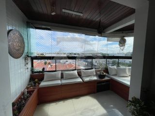 Apartamento Para Vender com 3 quartos 1 suíte no bairro Grageru em Aracaju