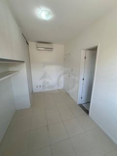 Apartamento Para Vender com 3 quartos 2 suítes no bairro Atalaia em Aracaju