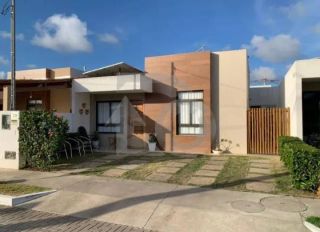 Casa à Venda com 2 Quartos no Condomínio Costa Marine Residence em Barra dos Coqueiros