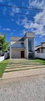 Casa de Condomínio Duplex Para Vender com 3 quartos, sendo 3 suítes no bairro Matapoã em Aracaju